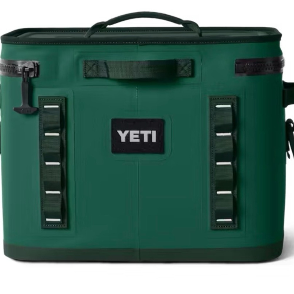 Brand New with Tags Yeti Hopper 18 in Black Forrest Green